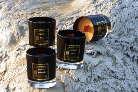bougie de massage meche en bois les premiers en france scentseas createur senteur canistrelli